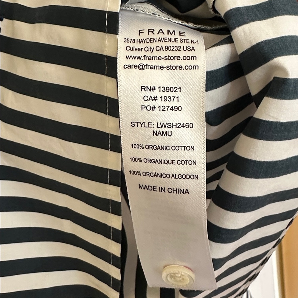 Frame Namu Cropped Black and White Pinstriped Organic Cotton Shirt - Picture 6 of 6